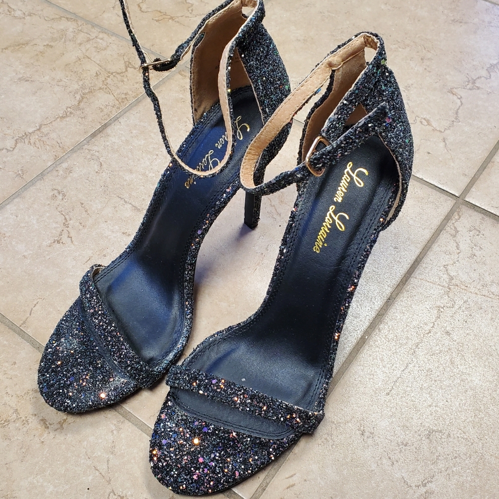 Lauren Lorraine  - Naomi size 9 1/2